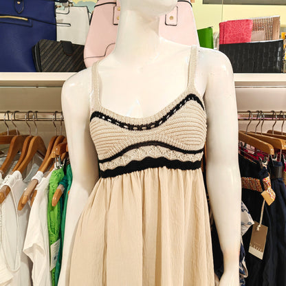 Sommerkleid mit Häkel-Oberteil in Beige/ Schwarz